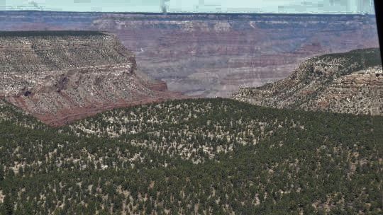 08-086 - Grand Canyon en helico